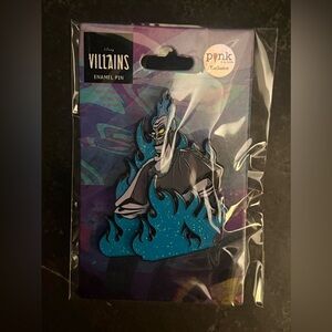 New in the package Hades the underworld unreleased collectors pin
